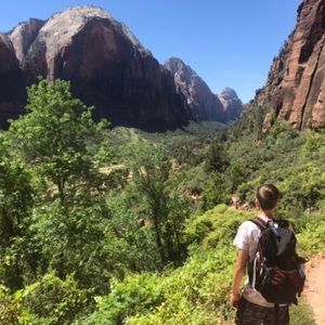 Meet your Posher, Colin